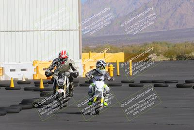 media/Mar-20-2023-Moto Forza (Mon) [[d0bbc59e78]]/Around the Pits/